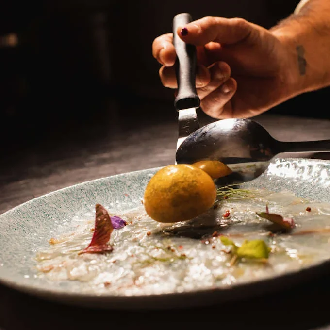 Preparazione di ricette gourmet bilanciate con micronutrienti per proteggere i vasi sanguigni
